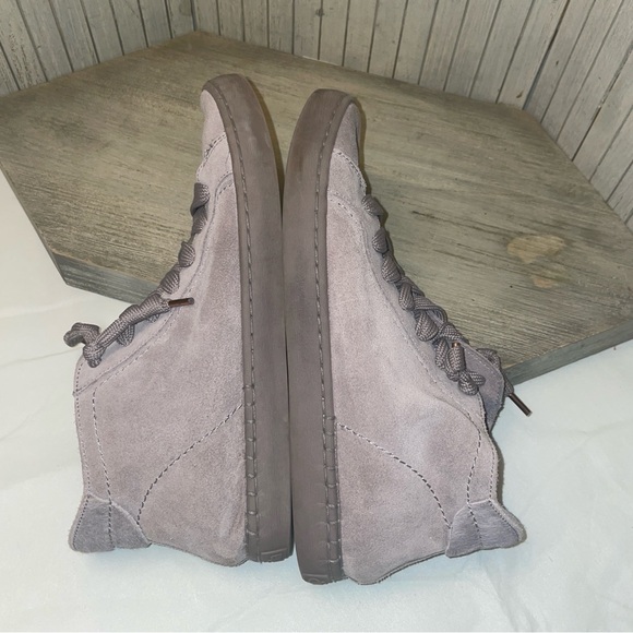 Dolce Vita Grey Suede Sneakers Side Zip Booties 7.5 - Picture 6 of 10